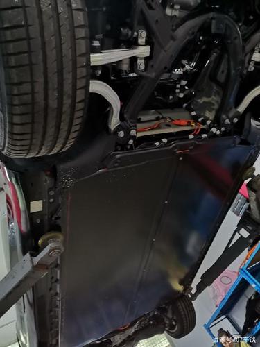 特斯拉Model3维修指南