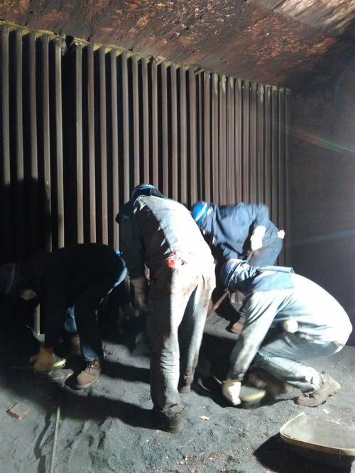 烟囱维修找宏顺建设