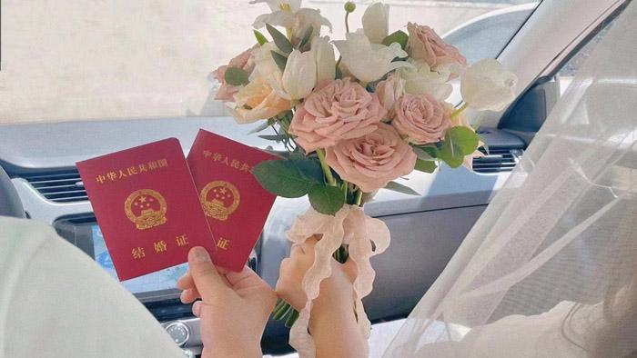 汪小菲与新伴侣的婚姻之旅从晒结婚证到期待中的盛大婚礼