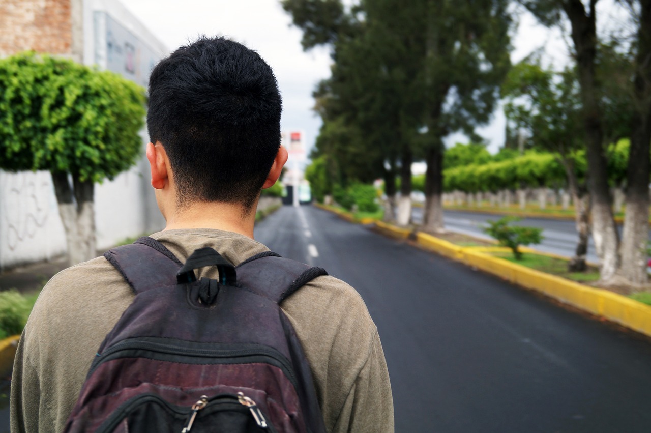 男子减肥三年从410斤到170斤，重塑人生的励志之旅