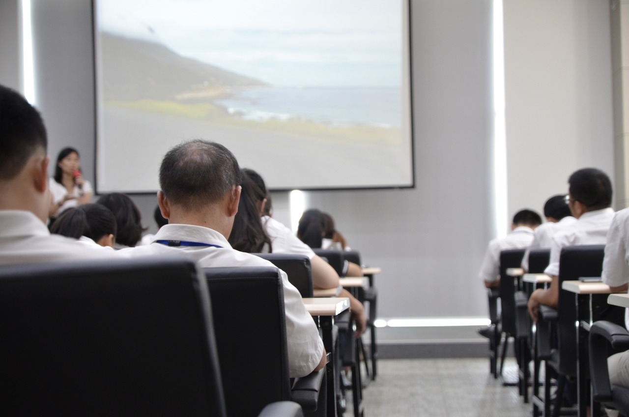 揭秘深圳通学生卡的全方位使用指南，便捷校园出行，学子无忧攻略