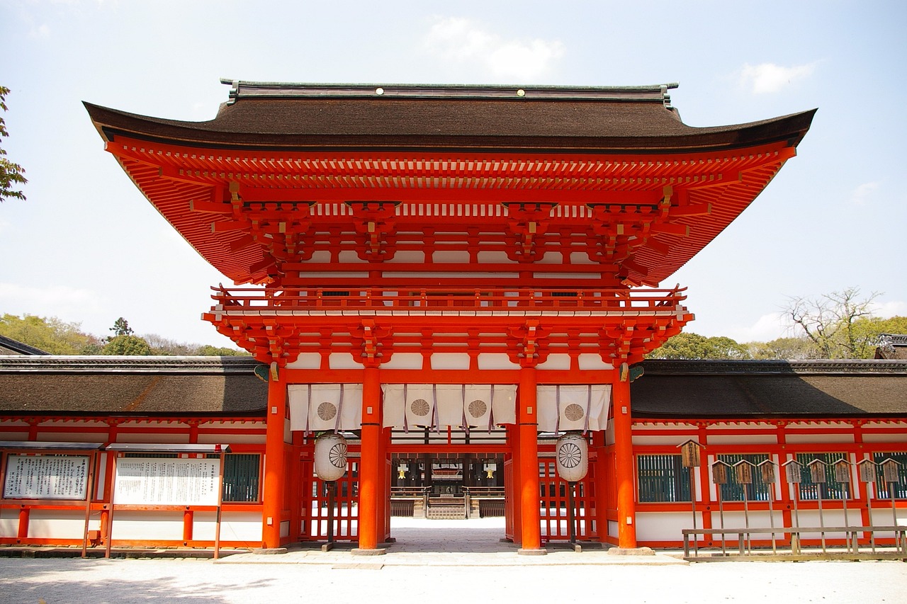 日本首相石破茂不参加靖国神社大祭，审视历史与未来的考量
