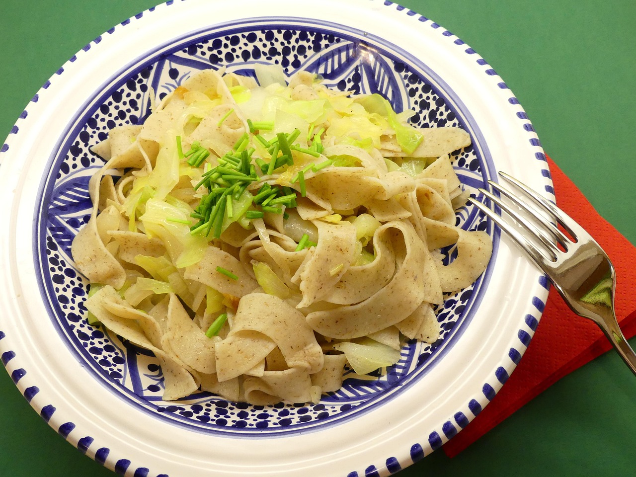 探索美食之旅，舌尖上的美食梦Debug版